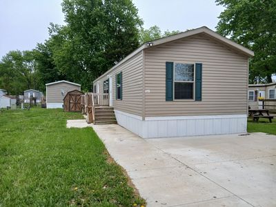 Thumbnail for 410 Carriage Lane Estate, Streator