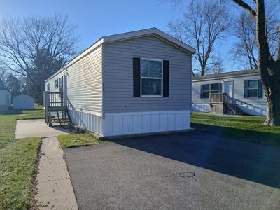 Thumbnail for 505 Carriage Lane Estate, Streator