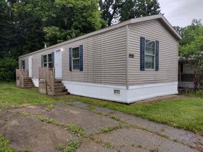 Thumbnail for 2433 Beverly, Flint
