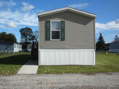 Thumbnail for 703 Hatfield #144, Bay City