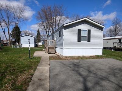 Thumbnail for 311 Carriage Lane Estate, Streator