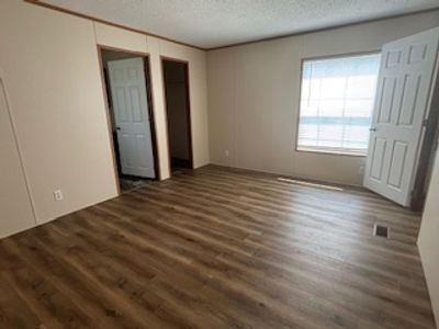 Thumbnail for 2331 Cascade, Flint