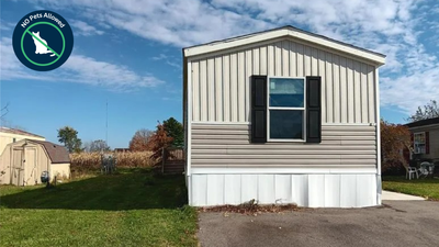 Thumbnail for 18 Locust Street, Crestline