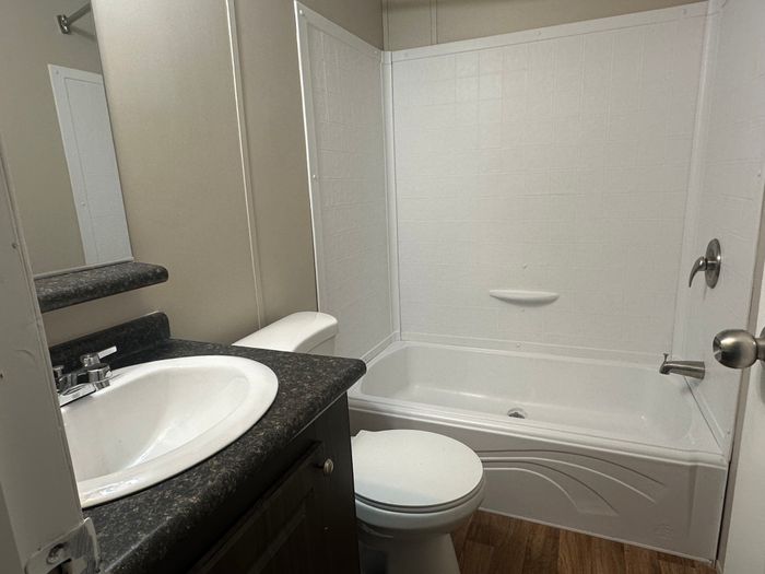 Bluegrass Meadows - Unit D14 - Interior, Bathroom
