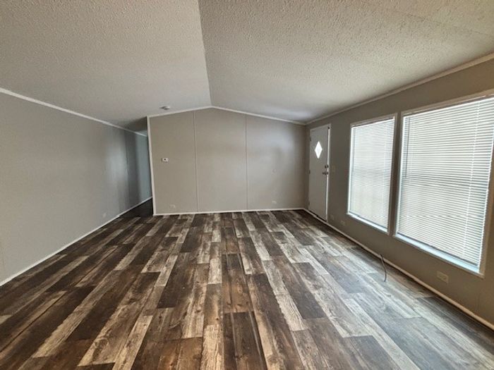 Fort Wayne MHC - Unit 870 - Interior