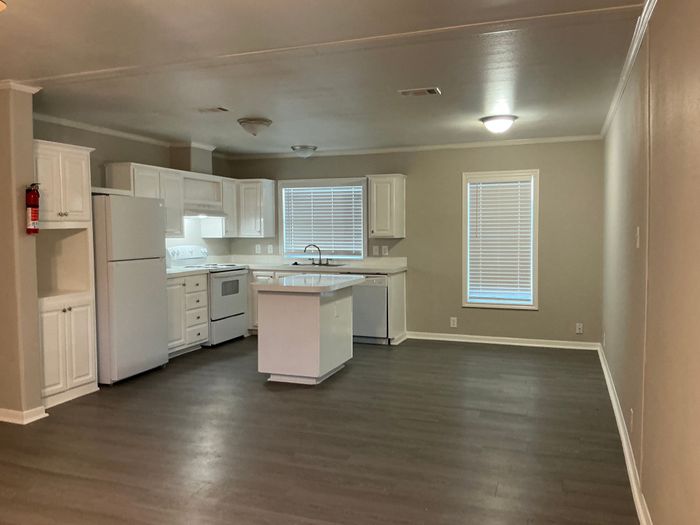 Clarke Springs - Unit 15758C - Interior, Kitchen
