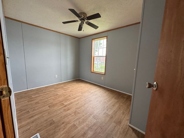 Colonial Gardens KS - Unit 40 - Bedroom