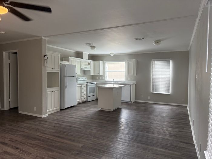 Clarke Springs - Unit 15711C - Kitchen