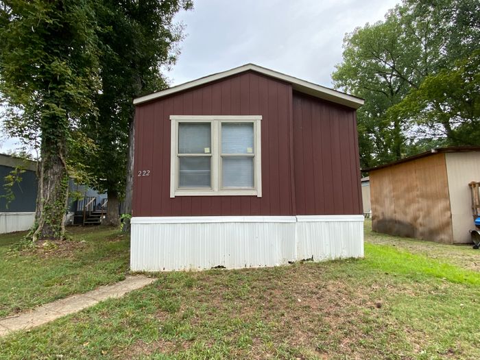 Woodward Estates MHP - Unit 222 - Exterior