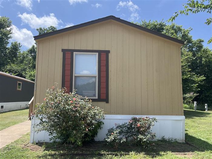 Countryside MHP OK - Unit 14 - Exterior