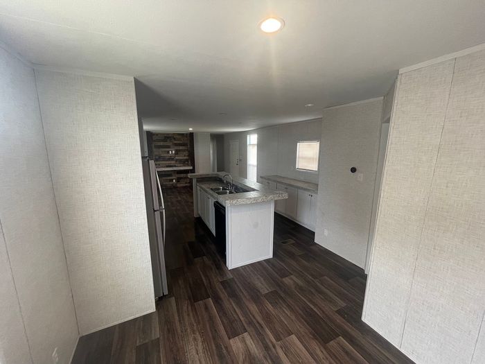 Dry Creek - Unit 10 - Interior