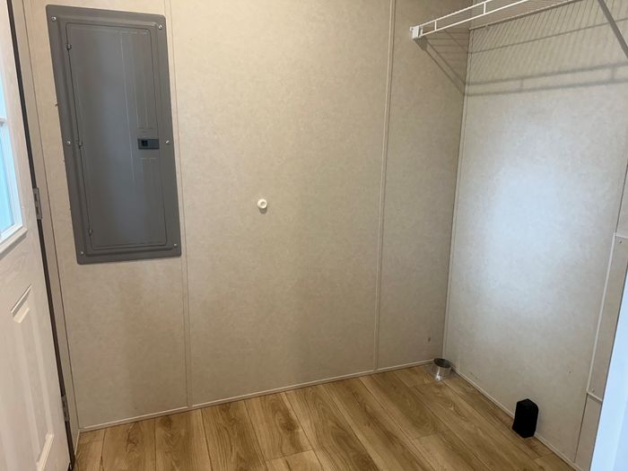 Ashland Heights - Unit 135 - Entryway