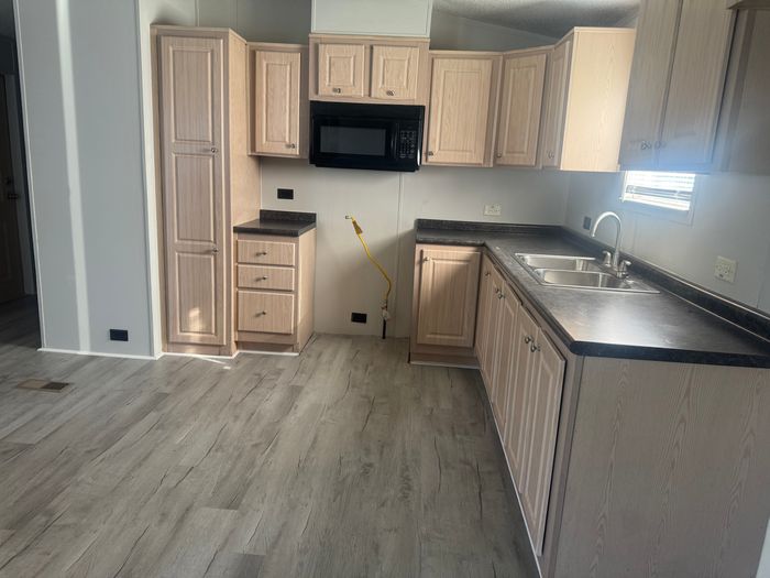 The Orchards/Paradise - Unit 25 - Kitchen