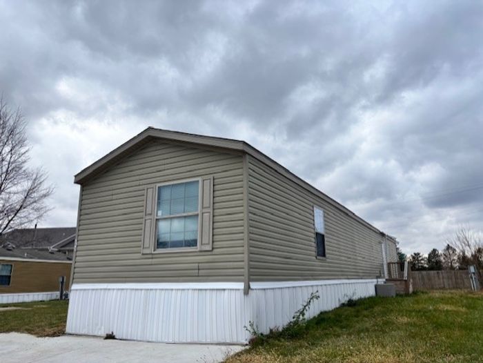 Fort Wayne MHC - Unit 249 - Exterior