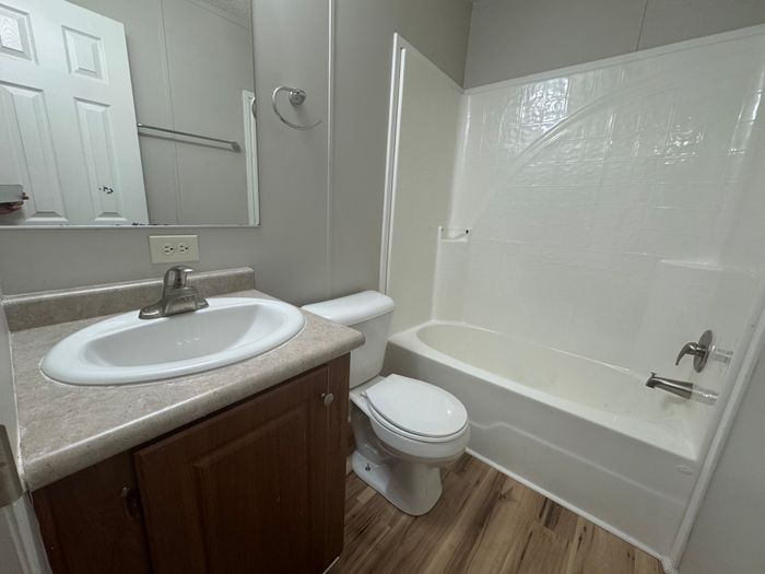 The Orchards/Paradise - Unit 74 - Bathroom