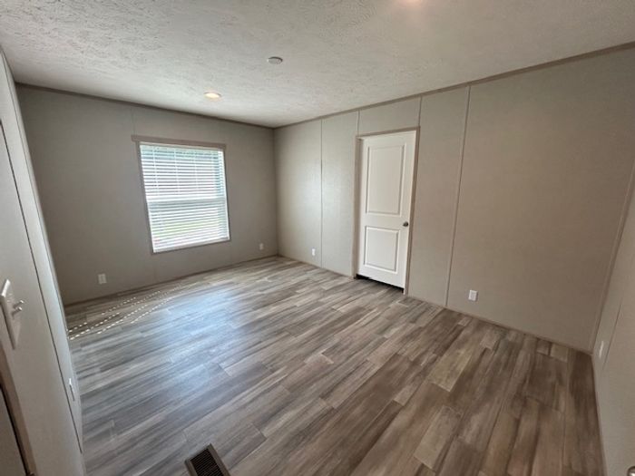 Pleasant Ridge MHP - Unit 120S - Bedroom