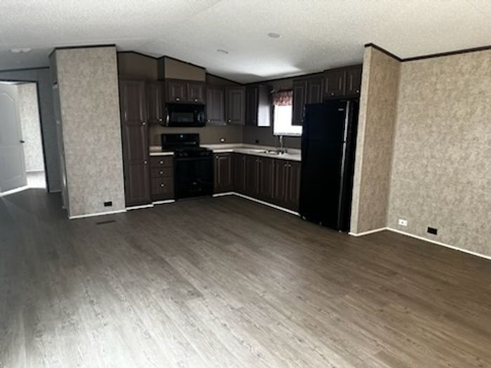 Coachlight Village West (CLW) - Unit 1818 - Kitchen