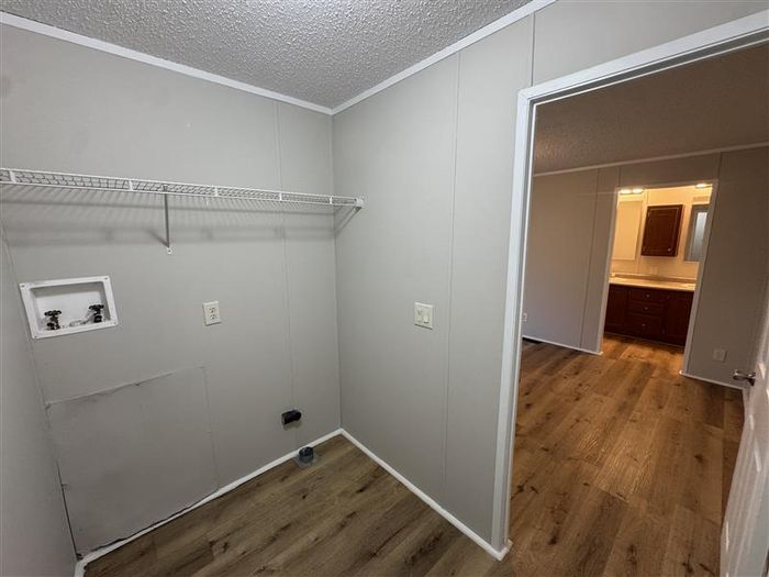 Fort Wayne MHC - Unit 528 - Interior