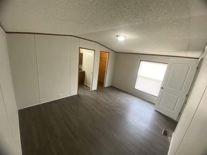 Sunnyvale Estates MHP - Unit 200 - Interior