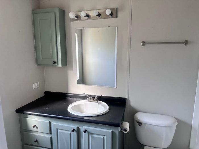 Taylors Creek - Unit 9 - Bathroom