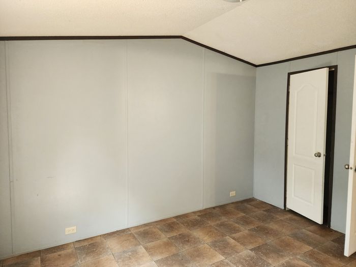Eagles MHP - Unit 23 - Interior