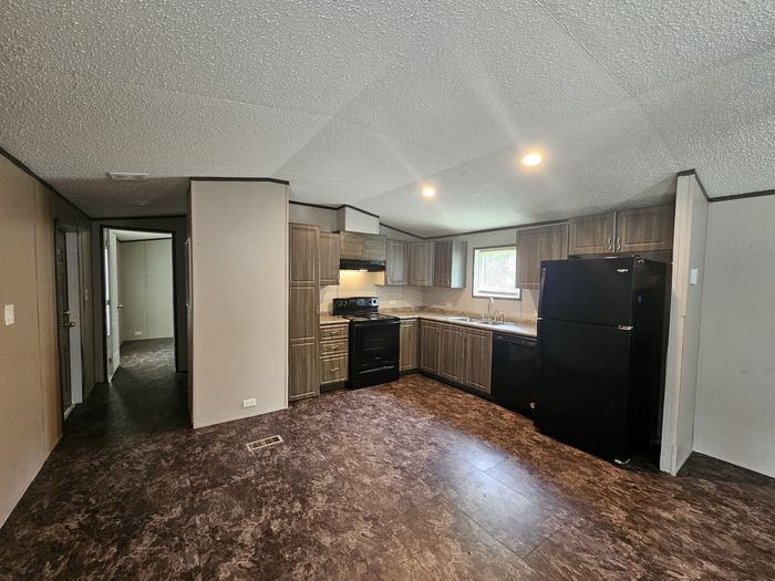 Somer MHP - Unit 1245P - Kitchen