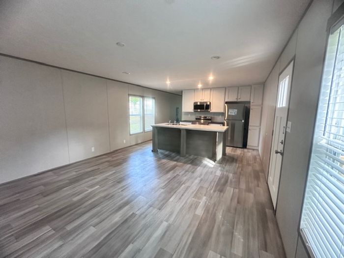 Lakeside NC (GCI) - Unit 3521 - Kitchen