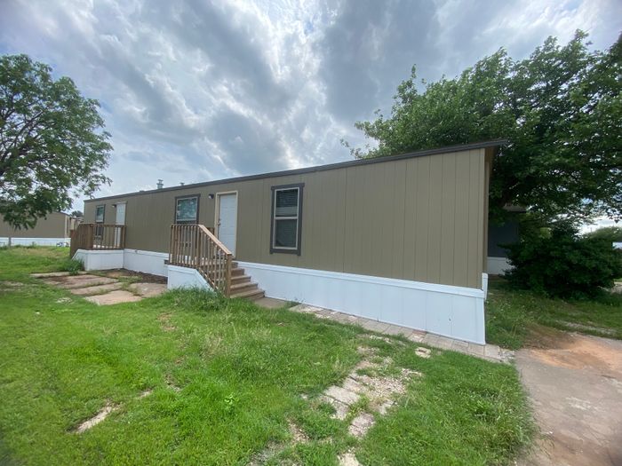 Sunnyvale Estates MHP - Unit 157 - Exterior, Street View