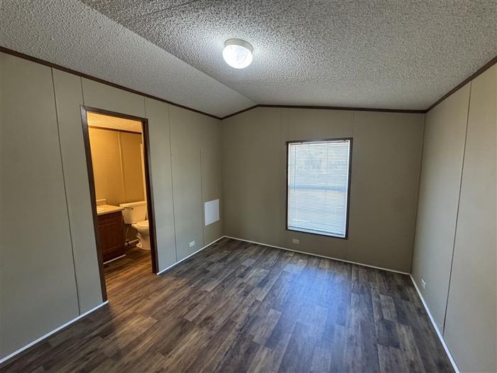 Fort Wayne MHC - Unit 734 - Bedroom