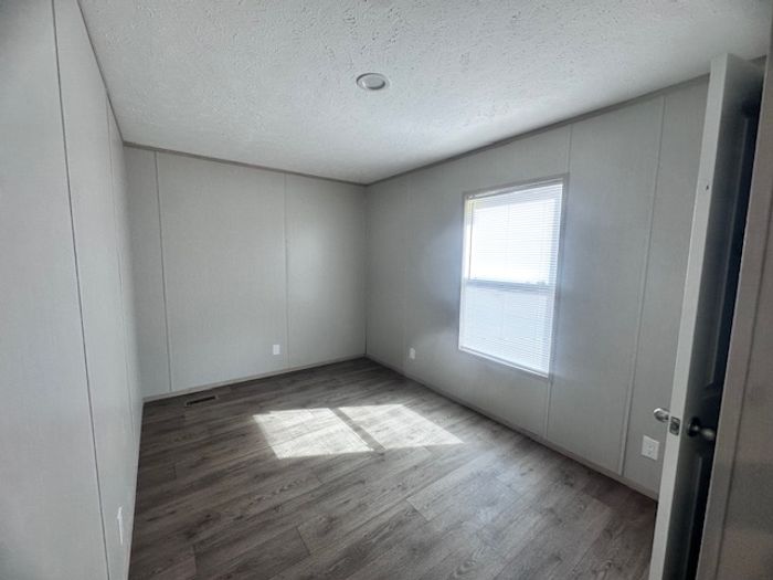 Lakeside NC (GCI) - Unit 1931 - Bedroom