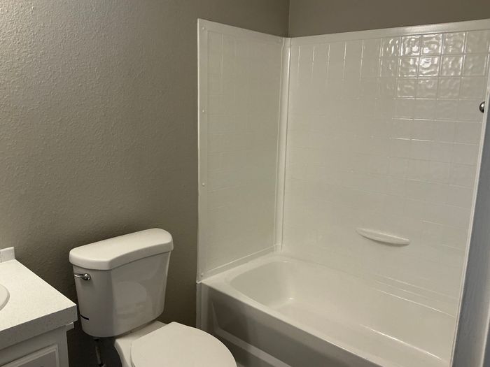 Clarke Springs - Unit 16011C - Bathroom