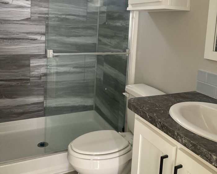 Lakewood Village MHC and RV Resort - Unit 19 - Bathroom