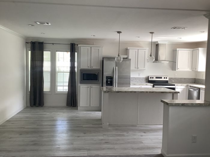 Lakewood Village MHC and RV Resort - Unit 205 - Kitchen