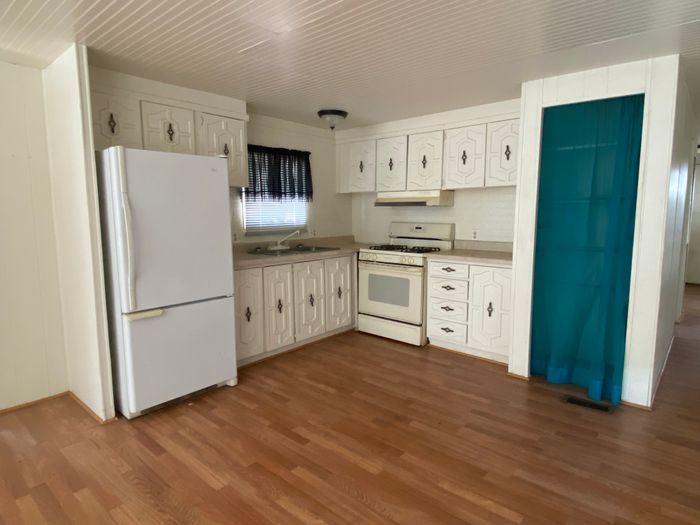 Brighthaven - Unit 144 - Kitchen
