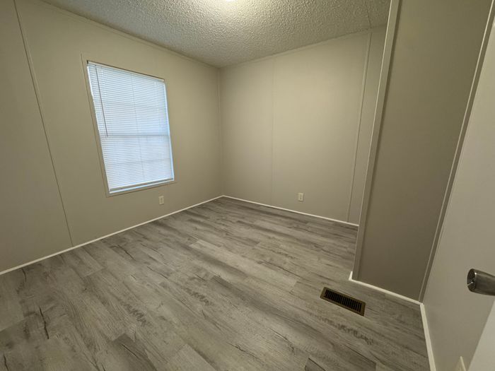 The Orchards/Paradise - Unit 38 - Bedroom