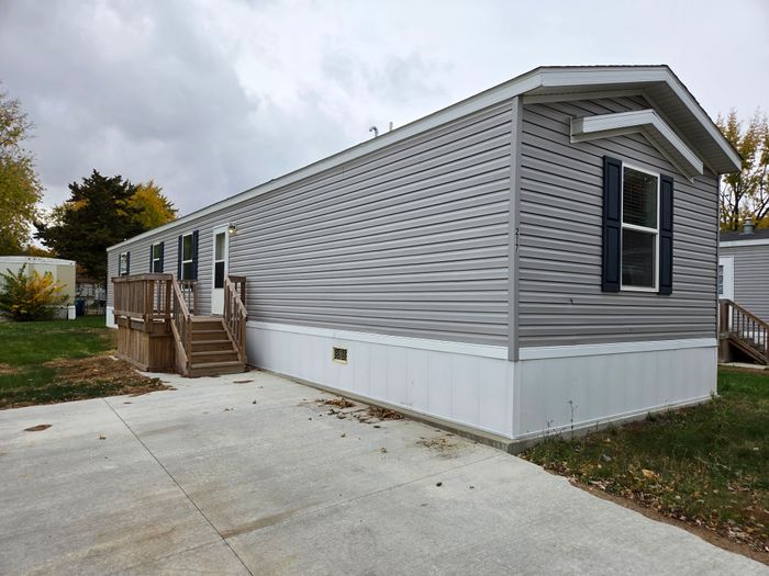 Vermillion MH and RV Park - Unit 217 - Exterior, Street View