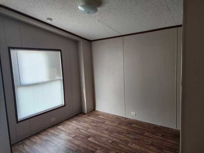 Shady Acres MH & RV Resort - Unit 314 - Interior