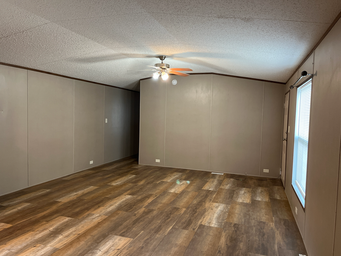 Countryside MHP OK - Unit 36 - Interior