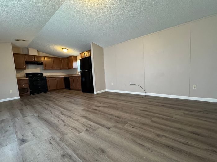 Meadow Acres - Unit 8 - Interior