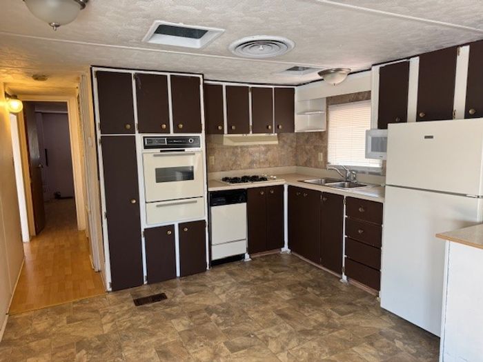 Agave Village LLC - Unit H36 - Kitchen