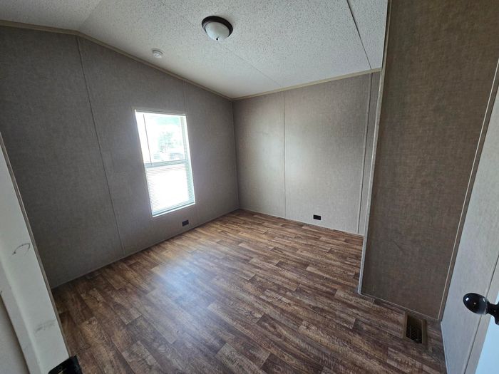 Shady Acres MH & RV Resort - Unit 324 - Interior