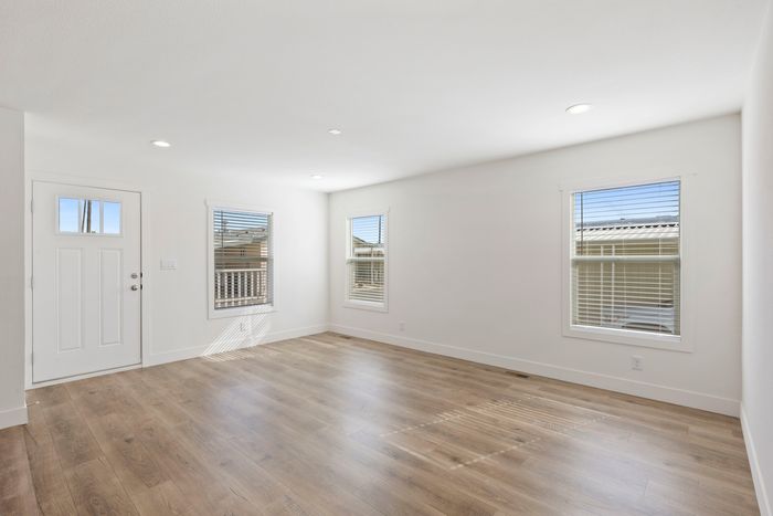 The Lakes at Hemet West - Unit 89 - Interior
