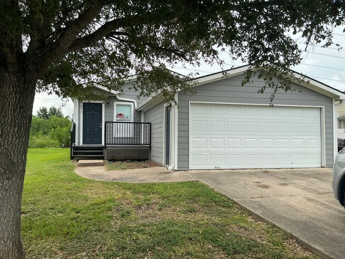 Clarke Springs - Unit 16035C - Exterior