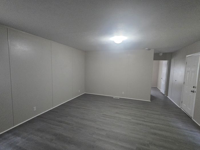 Clayton MHP - Unit 52 - Interior