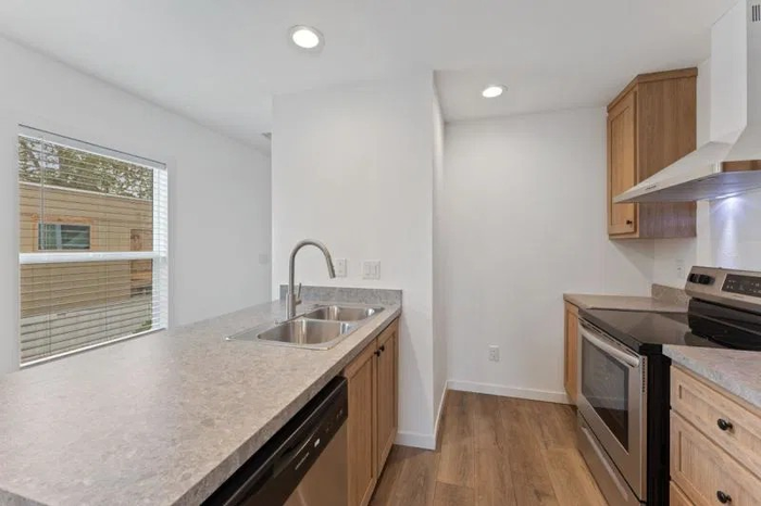 Villa Sierra (Lazy D) - Unit 2 - Kitchen