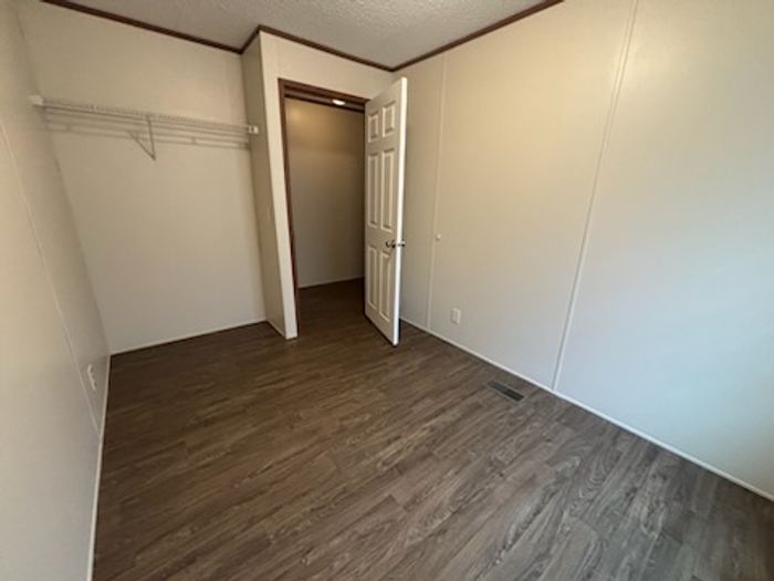 Pasadena MHC - Unit CON3616 - Bedroom