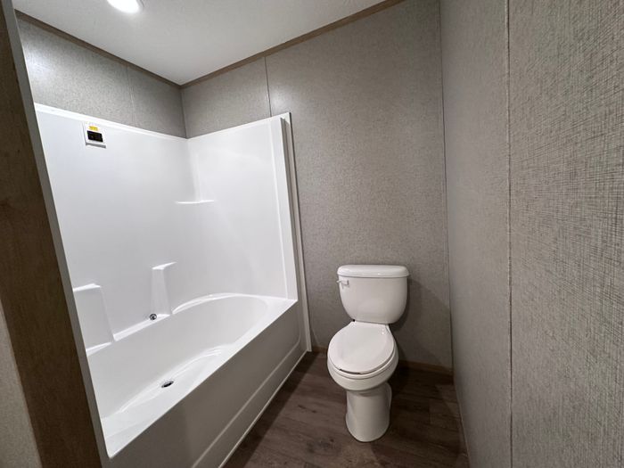 Hunters Mountain - Unit 1112 - Bathroom