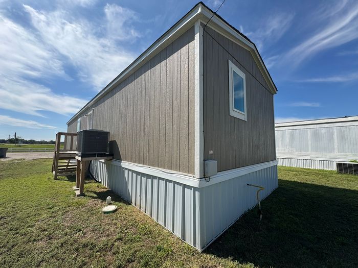 Colonial Gardens KS - Unit 31 - Exterior