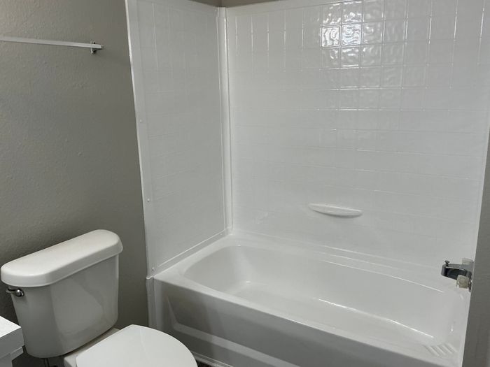 Clarke Springs - Unit 15838R - Bathroom