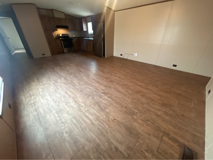 Eastern Villa MHP OK - Unit 30 - Interior
